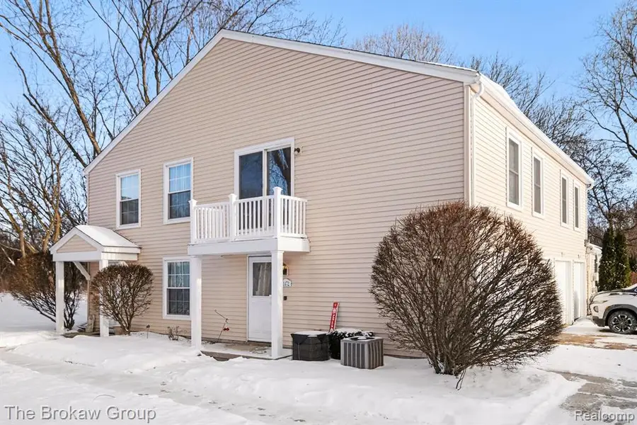 1472 Hunters Ridge, Davison, MI  - #3