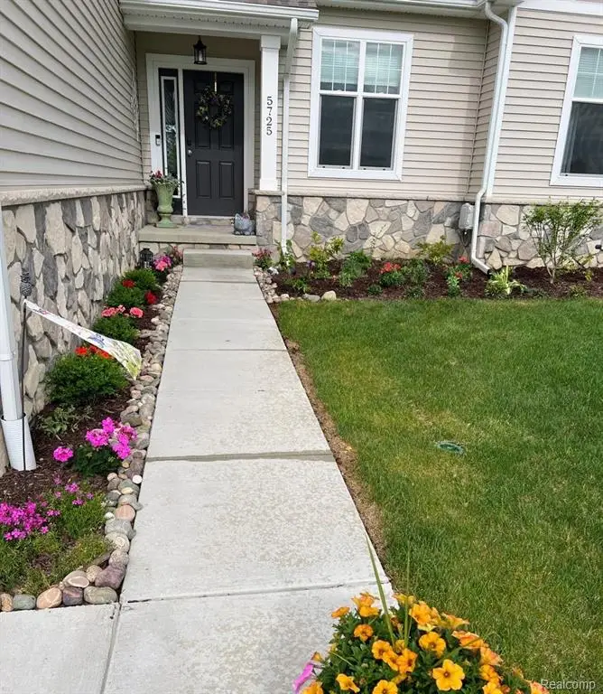 5725 Trail Side, Hamburg, MI  - #3