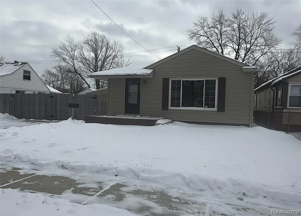 411 W Woodruff, Hazel Park, MI  - #1