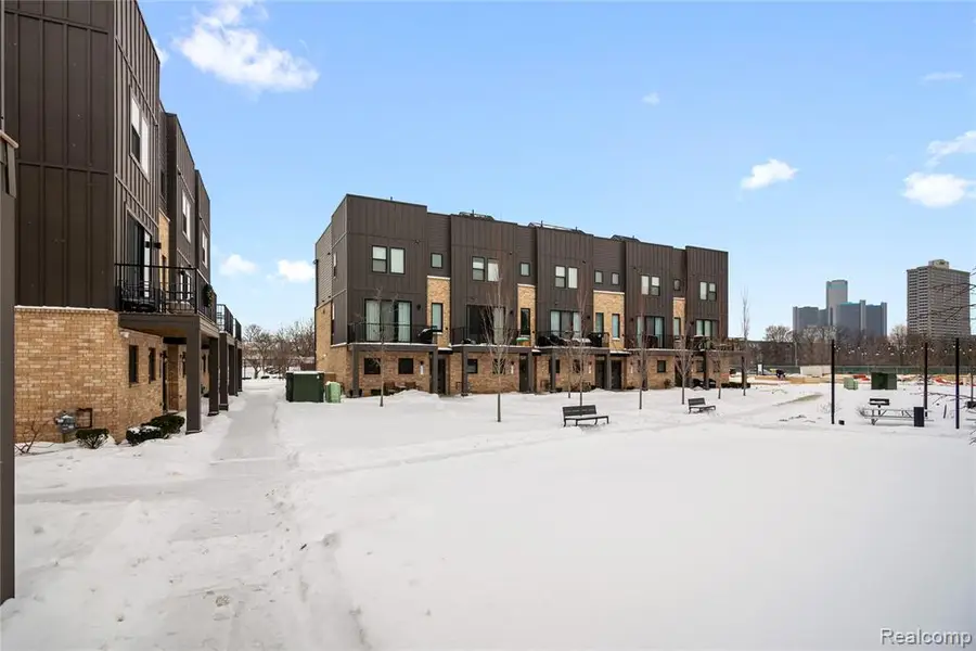 1049 Hampton #44, Detroit, MI  - Image #3