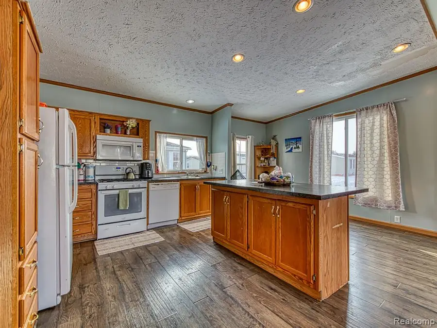 869 Trey, Monroe, MI 48161 - #3