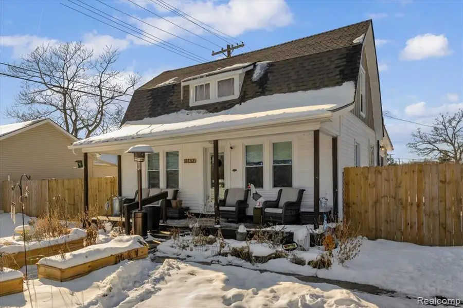 11132 Delano, Romulus, MI  - #2