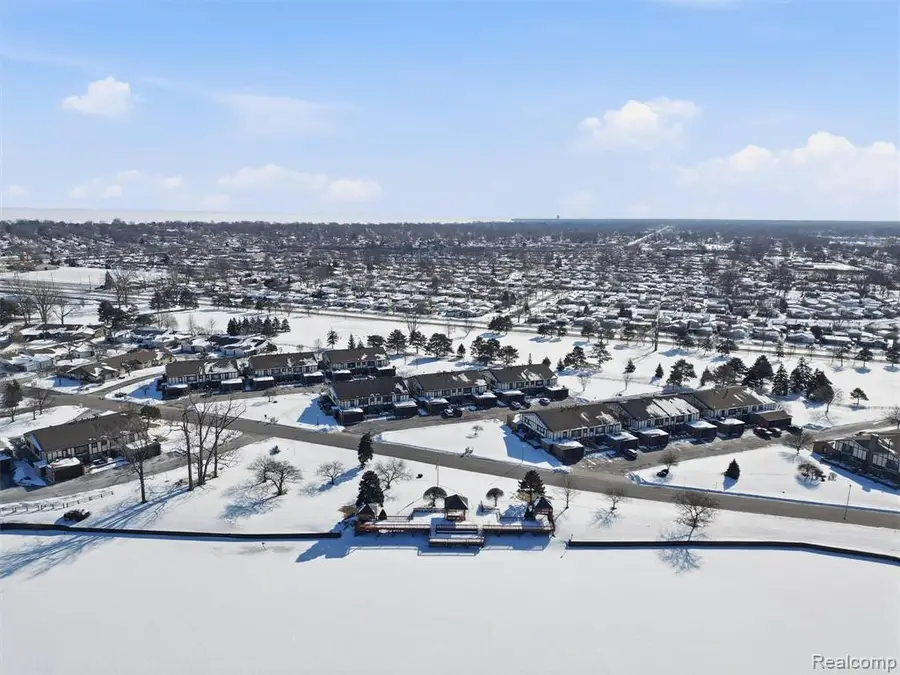 216 Country Club, Saint Clair Shores, MI  - Image #3