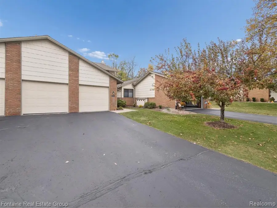 48124 Colony Farm, Plymouth, MI  - #3