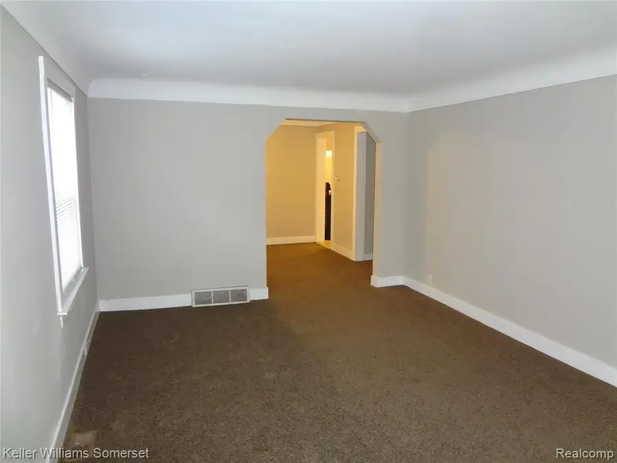 8127 Orchard, Warren, MI  - Image #3