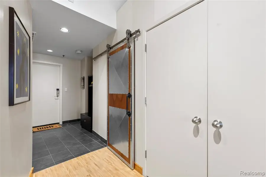 200 River Place #15, Detroit, MI 48207 - #2