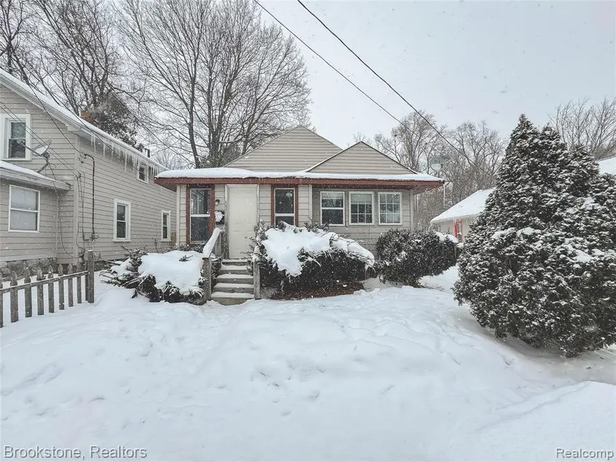 202 W Rundell, Pontiac, MI  - #2