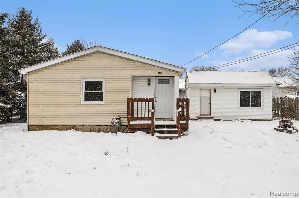 15439 Edgeworth, Monroe, MI 48161 - #1