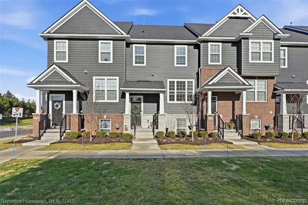 230 Sydney, Plymouth, MI 48170