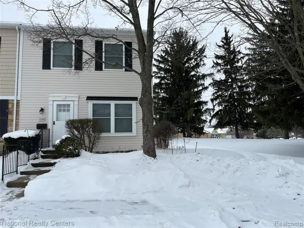 1200 Marseille, Rochester Hills, MI 48307