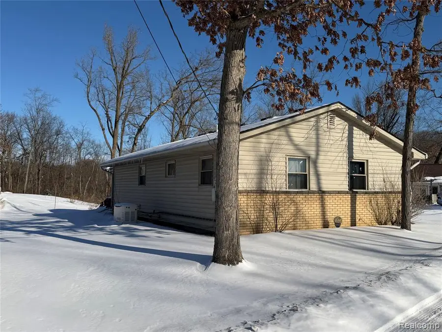 2137 Webster Park, Howell, MI  - #3