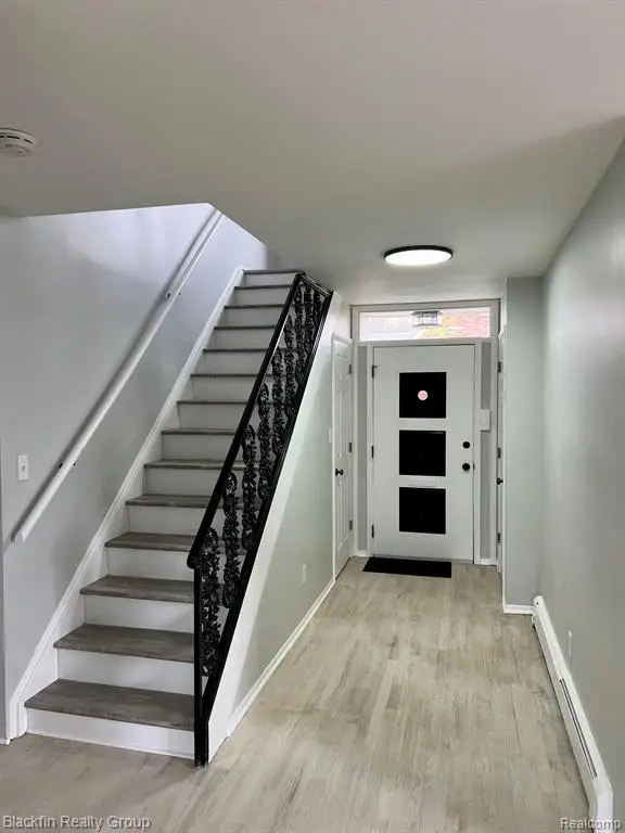 2356 W 14 Mile, Royal Oak, MI  - #3