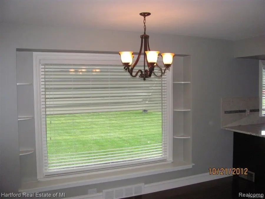 4975 Inkster, Bloomfield Hills, MI  - Image #3