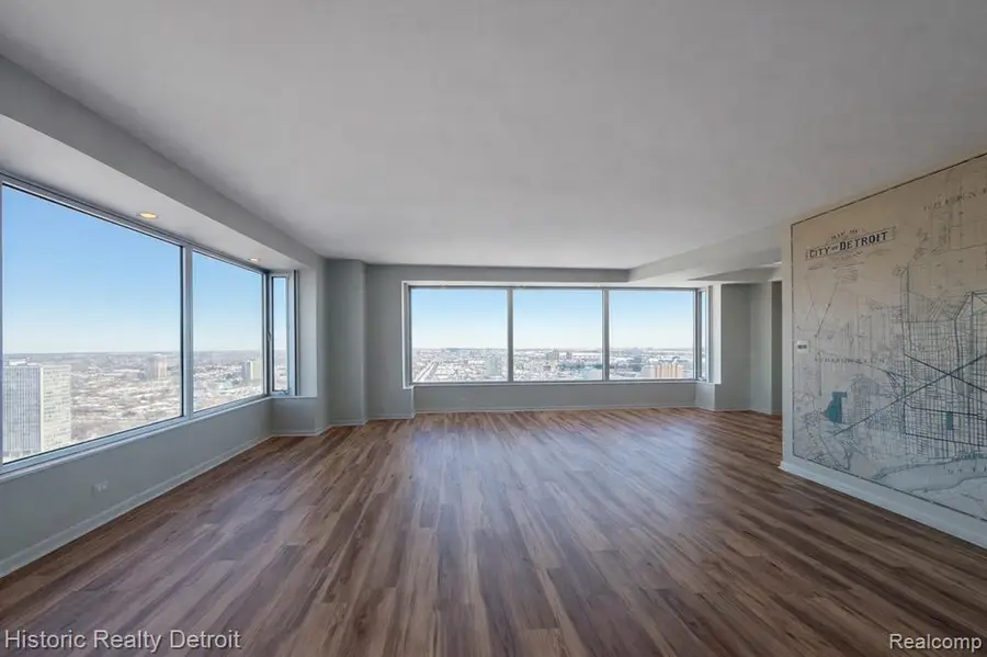 1300 E Lafayette #2407, Detroit, MI 48207 - Image #3