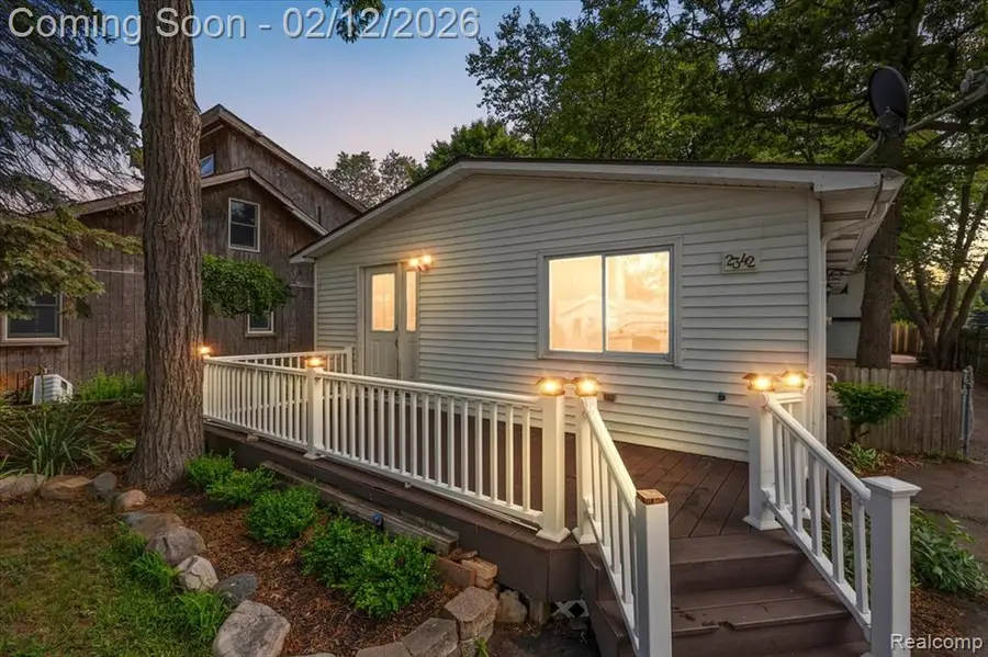 2342 Hartford, Waterford, MI  - #2