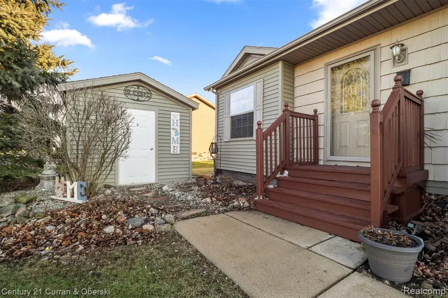 11191 Shady Grove, South Lyon, MI 48178 - #3