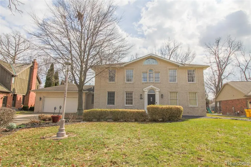 8121 Saint James, Grosse Ile, MI 48138 - #1