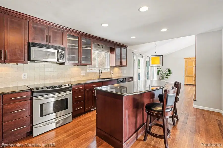 3289 Devon Brook, Bloomfield Hills, MI  - #2