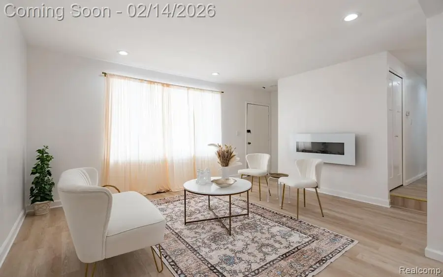 43201 Penny, Sterling Heights, MI  - #3