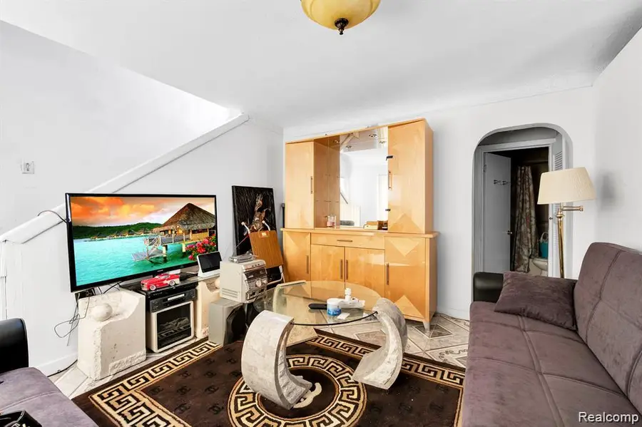 26330 N Ross, Inkster, MI  - #2