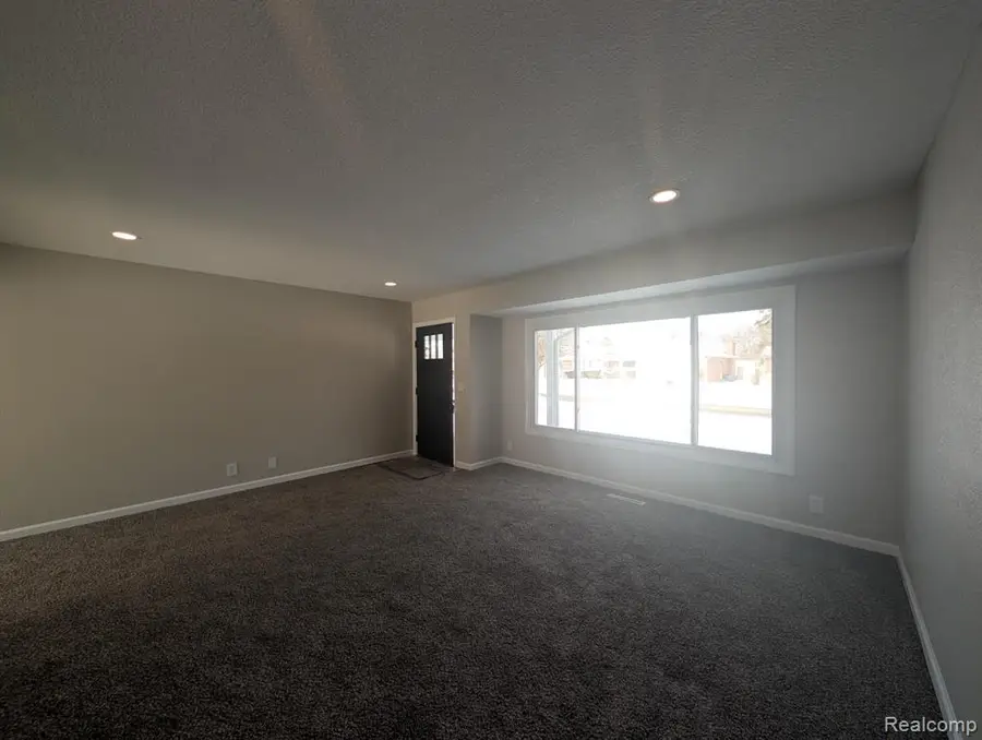 3349 Ridgecliffe, Flint, MI  - #2