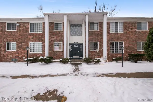 39417 Van Dyke #605, Sterling Heights, MI 