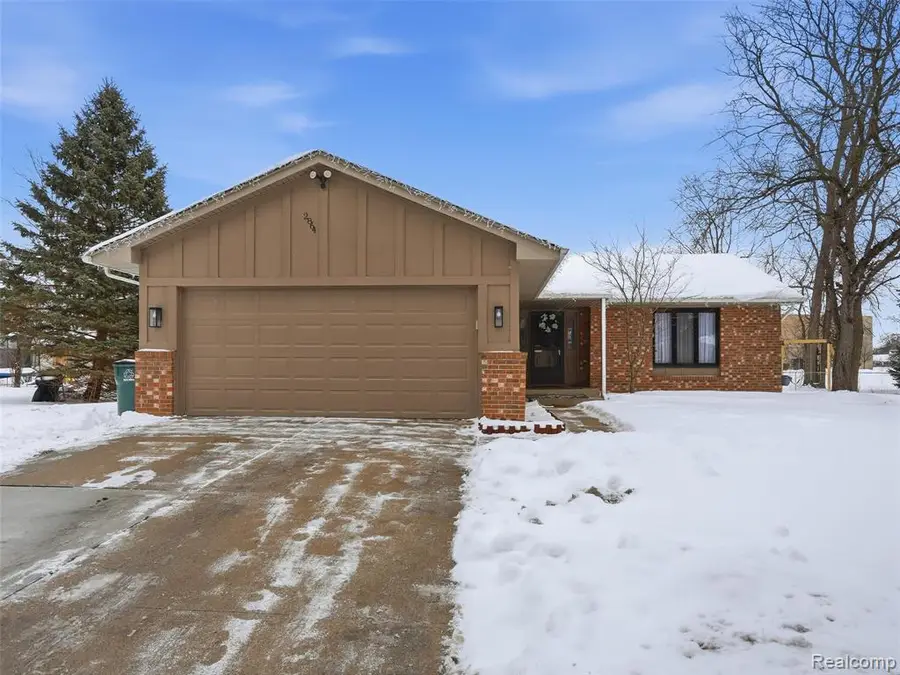 2864 Majestic, Troy, MI  - #2