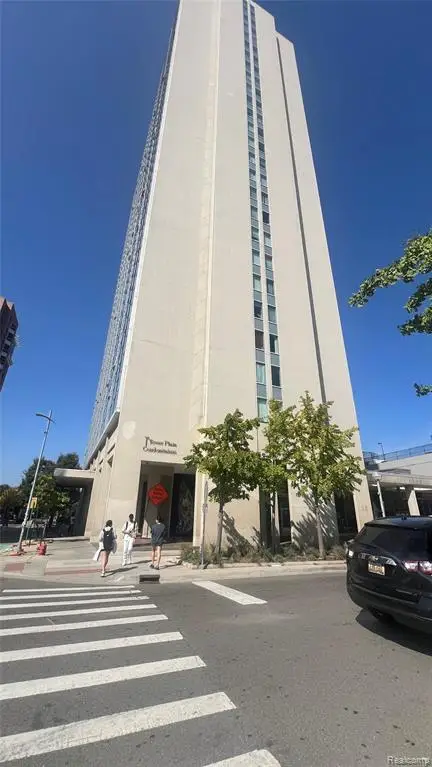 555 E William #10I, Ann Arbor, MI  - #1
