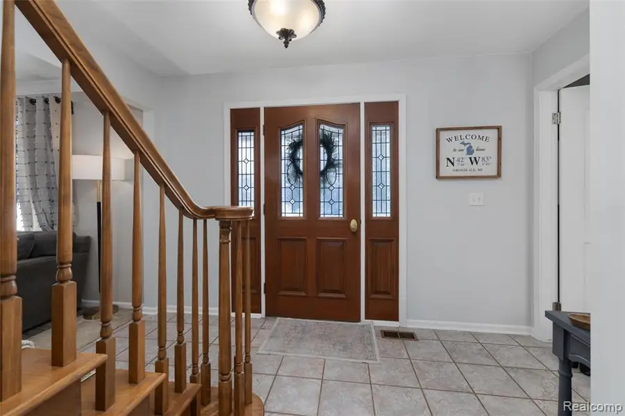 8374 Lasalle, Grosse Ile, MI 48138 - #2