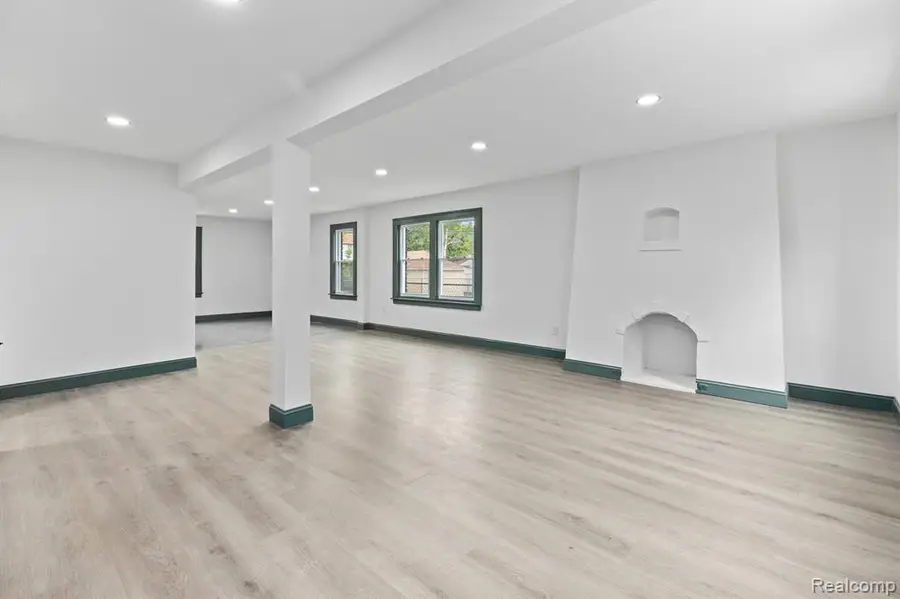 15781 Washburn St, Detroit, MI  - Image #2