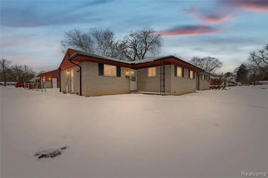 28507 Sunnydale, Livonia, MI  - #1