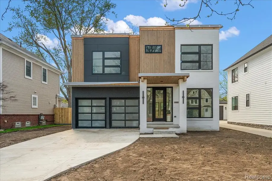 1932 Shipman, Birmingham, MI 48009 - #2
