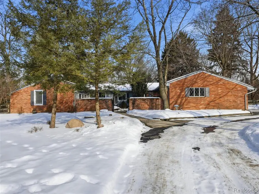 1063 Avon, Rochester Hills, MI  - #2