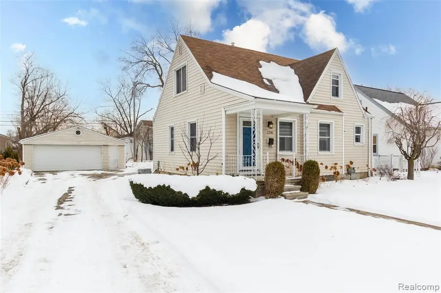 2706 Cumberland, Berkley, MI  - #2