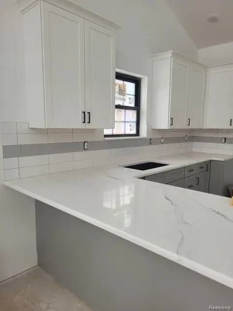 2431 Armour St, Port Huron, MI 48060 - #3