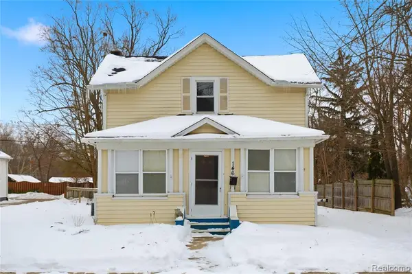 146 E Summit, Chelsea, MI 