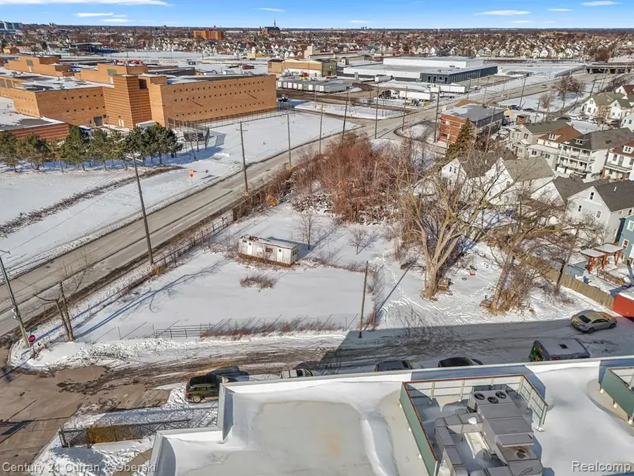 8306 Conant, Detroit, MI 48211 - #3