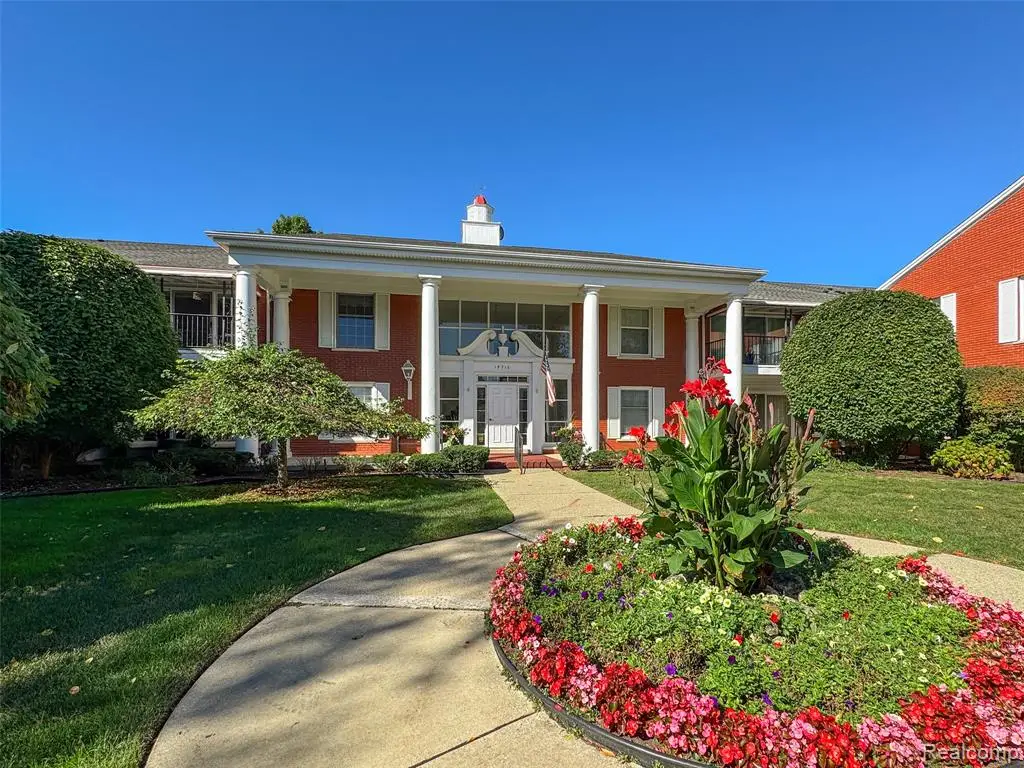 19710 W 13 Mile #108, Beverly Hills, MI 48025 - #1