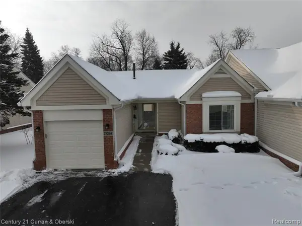 37257 Amhurst #28, Westland, MI 