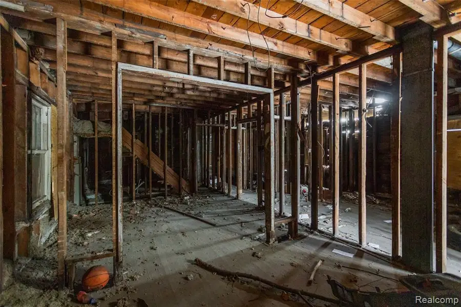 1665 Ford, Detroit, MI  - #3