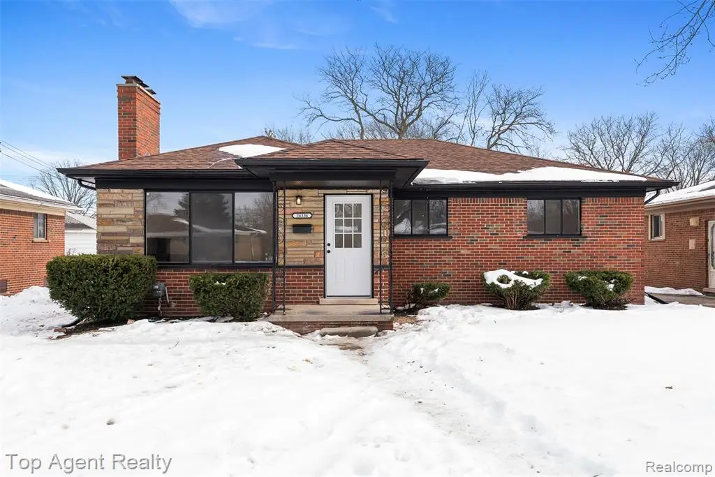 24336 Warrington, Eastpointe, MI 48021 - #1