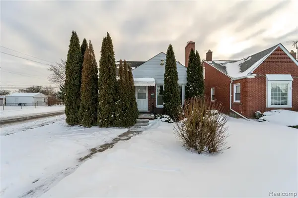 15162 Sprenger, Eastpointe, MI 