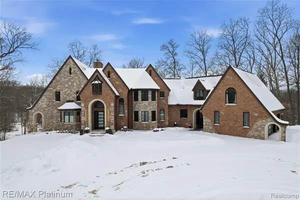 11205 Redberry, Whitmore Lake, MI 