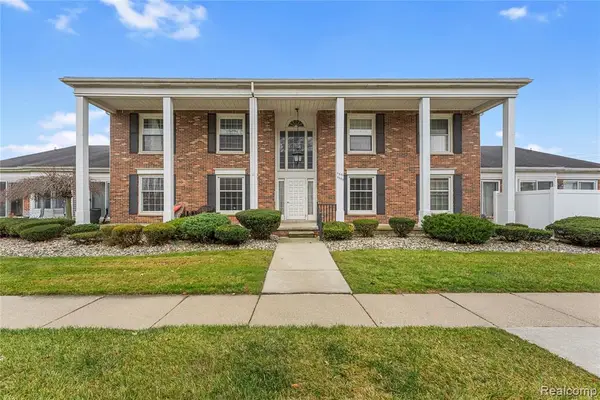 4655 Leisure #48, Trenton, MI 