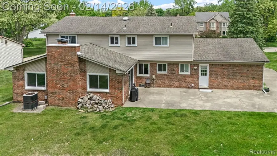 1916 Squirrel Valley, Bloomfield Hills, MI 48304 - #2