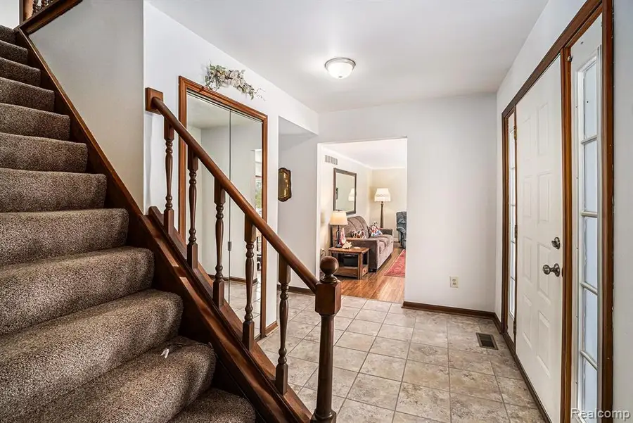 9213 Apple Orchard, Fenton, MI  - #2