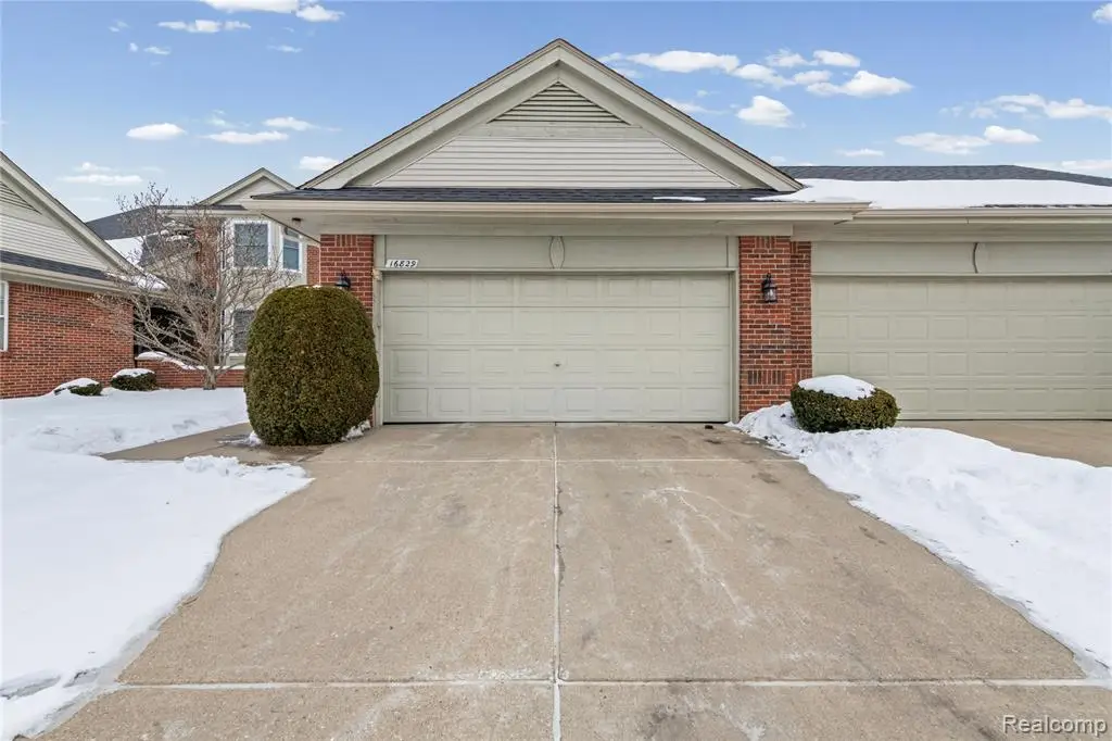 16829 Club #41, Southgate, MI  - #1
