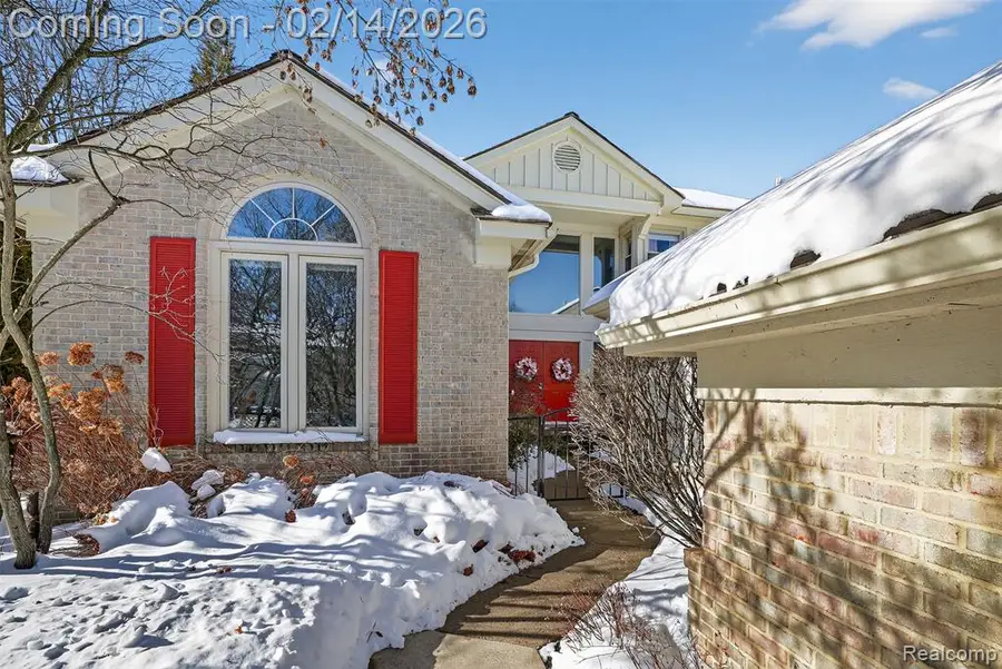 7328 Simsbury, West Bloomfield, MI  - #2