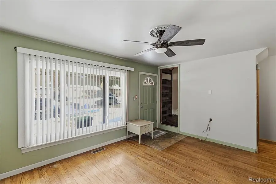 6161 Fellrath, Taylor, MI  - #3