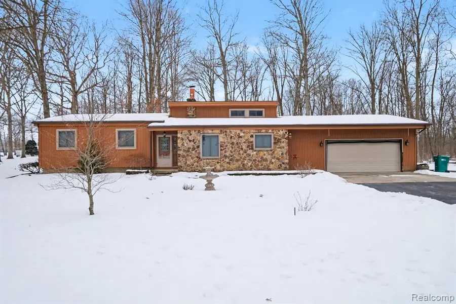 8239 Hill, Swartz Creek, MI  - #2